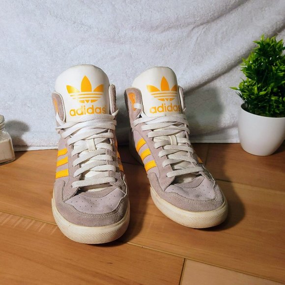 Adidas-  Extaball High Tops, light grey, white, gold/yellow, size 9 (womens) - Picture 2 of 5